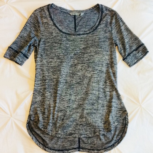 Athleta Tops - ⬇️Athleta Breezy Tee navy blue & grey EUC